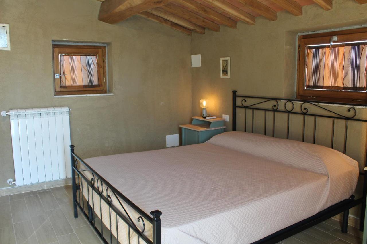I Sei Filari Villa คาปานโนริ ภายนอก รูปภาพ